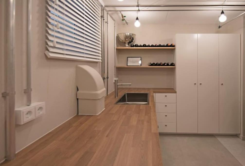 Nature Inspiration Apartment With Balcony & Grill Bbq In Duisburg Mitte Central Station 10 Mins & Big Tv With Photo Lights Luaran gambar