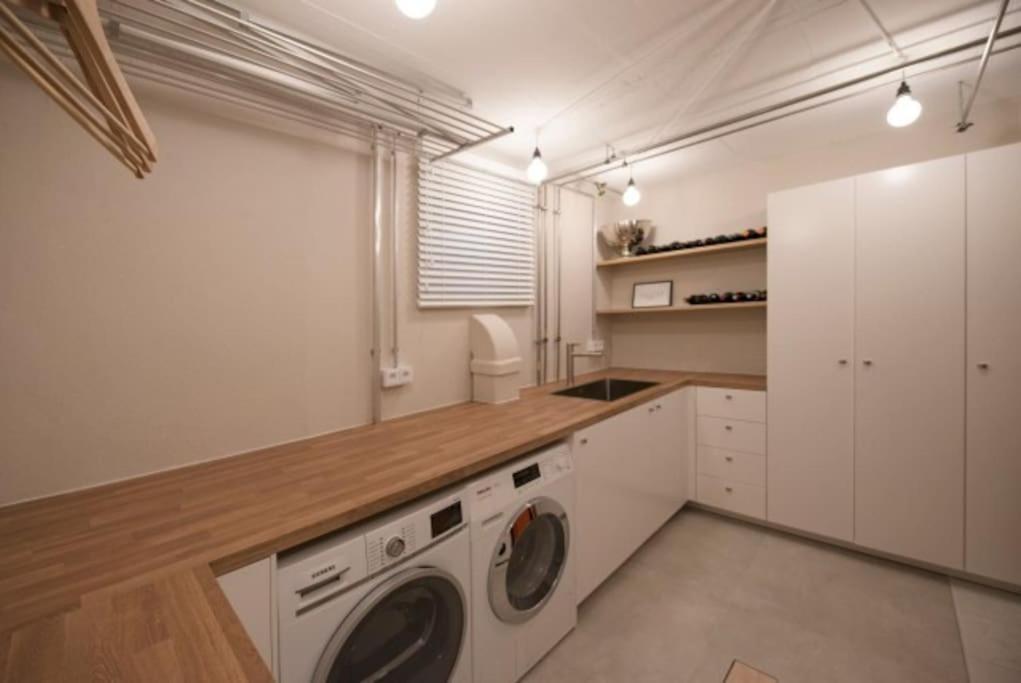 Nature Inspiration Apartment With Balcony & Grill Bbq In Duisburg Mitte Central Station 10 Mins & Big Tv With Photo Lights Luaran gambar